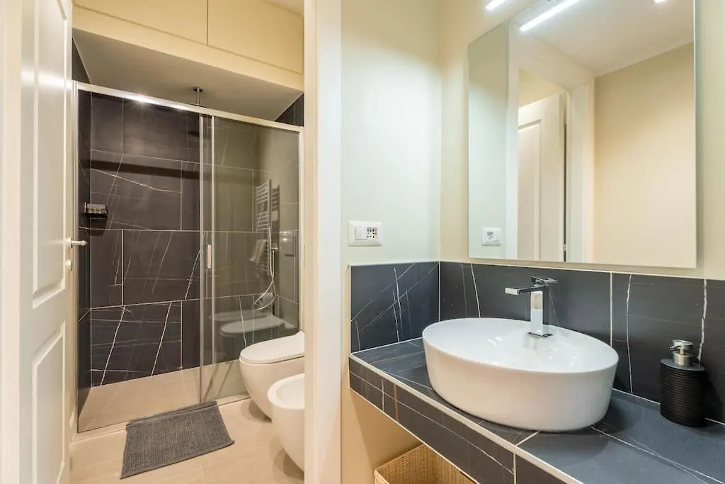 Chic Apartment In Nolo: Style And Comfort In ミラノ 0*,